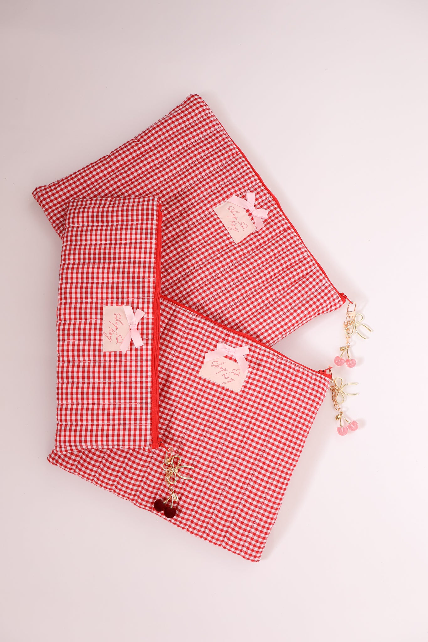 Slim brush pouch